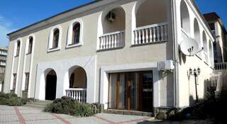 Гостиница Guest House Chernomoroff Судак-0